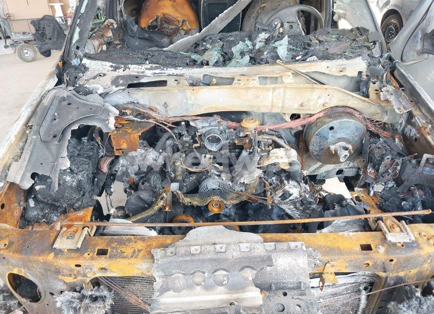 Photo 10 of 2000 Ford Expedition XLT (VIN 1FMPU16LXYLB18878)