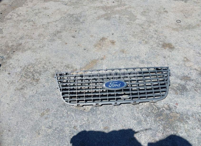 Photo 12 of 2004 Ford Expedition XLT (VIN 1FMPU16W04LA01850)