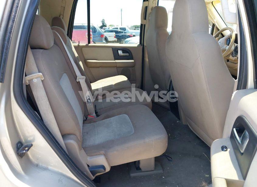Photo 8 of 2004 Ford Expedition XLT (VIN 1FMPU16W04LA01850)