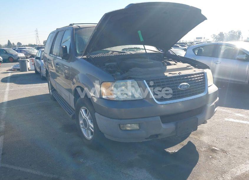 Photo 6 of 2003 Ford Expedition XLT (VIN 1FMPU16W43LA84570)