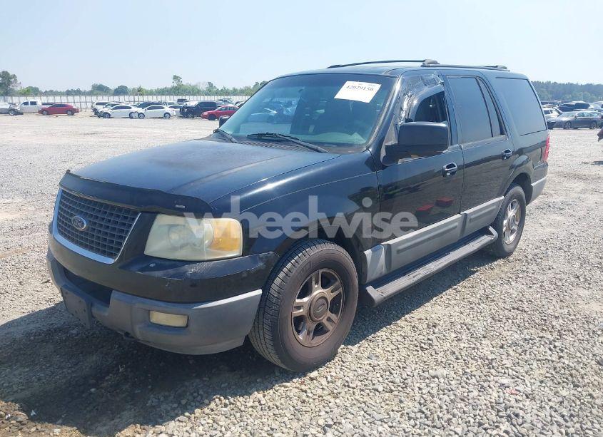 Photo 2 of 2003 Ford Expedition XLT/XLT PREMIUM (VIN 1FMPU16W63LA50775)