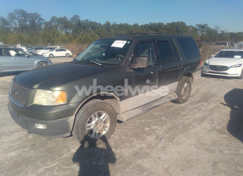 Photo 2 of 2004 Ford Expedition XLT (VIN 1FMPU16W64LA01397)