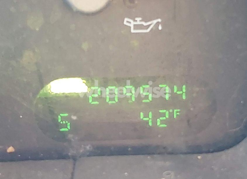 Photo 12 of 2004 Ford Expedition XLT (VIN 1FMPU16WX4LB12891)