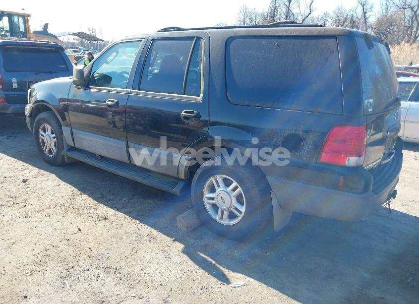 Photo 3 of 2004 Ford Expedition XLT (VIN 1FMPU16WX4LB12891)