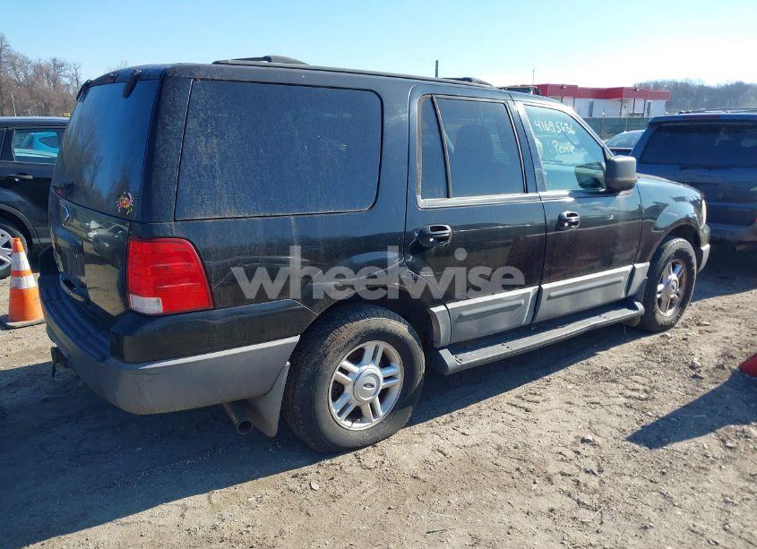 Photo 4 of 2004 Ford Expedition XLT (VIN 1FMPU16WX4LB12891)