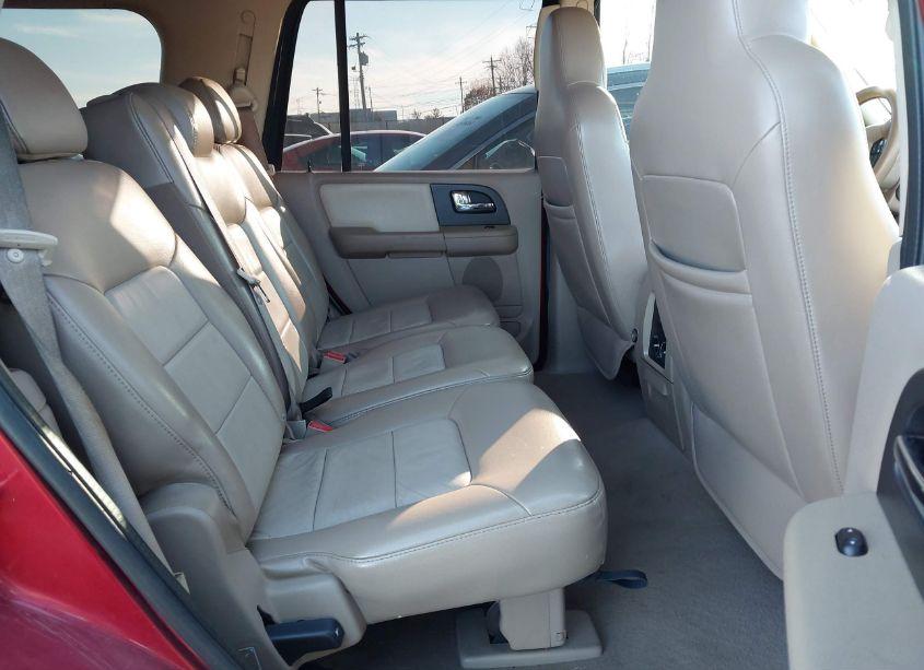 Photo 8 of 2005 Ford Expedition EDDIE BAUER/KING RANCH (VIN 1FMPU17535LA62620)