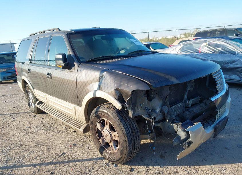 2005 Ford Expedition EDDIE BAUER/KING RANCH (VIN 1FMPU17565LA92176) main photo