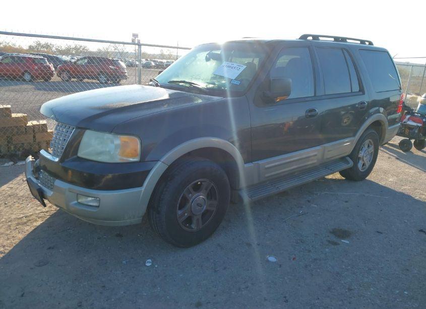 Photo 2 of 2005 Ford Expedition EDDIE BAUER/KING RANCH (VIN 1FMPU17565LA92176)