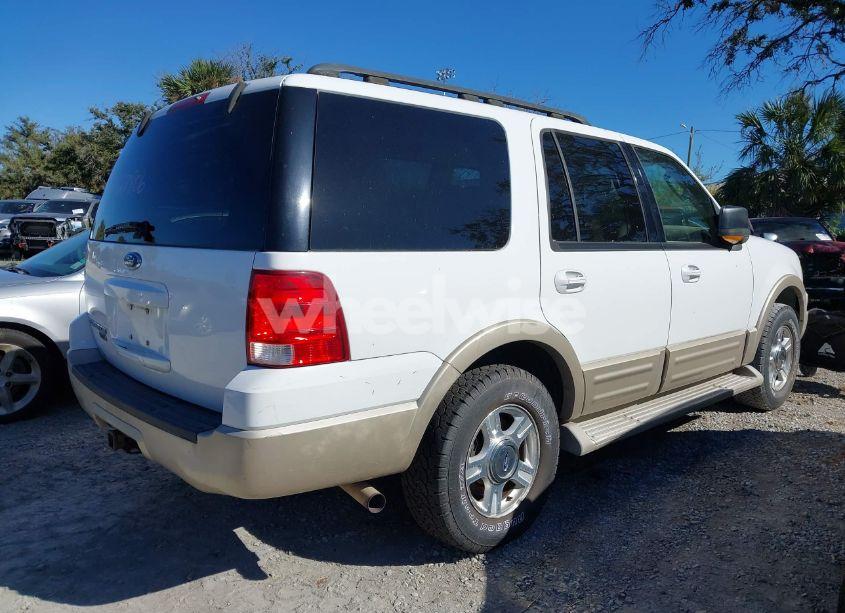 Photo 4 of 2005 Ford Expedition EDDIE BAUER/KING RANCH (VIN 1FMPU17585LA80109)
