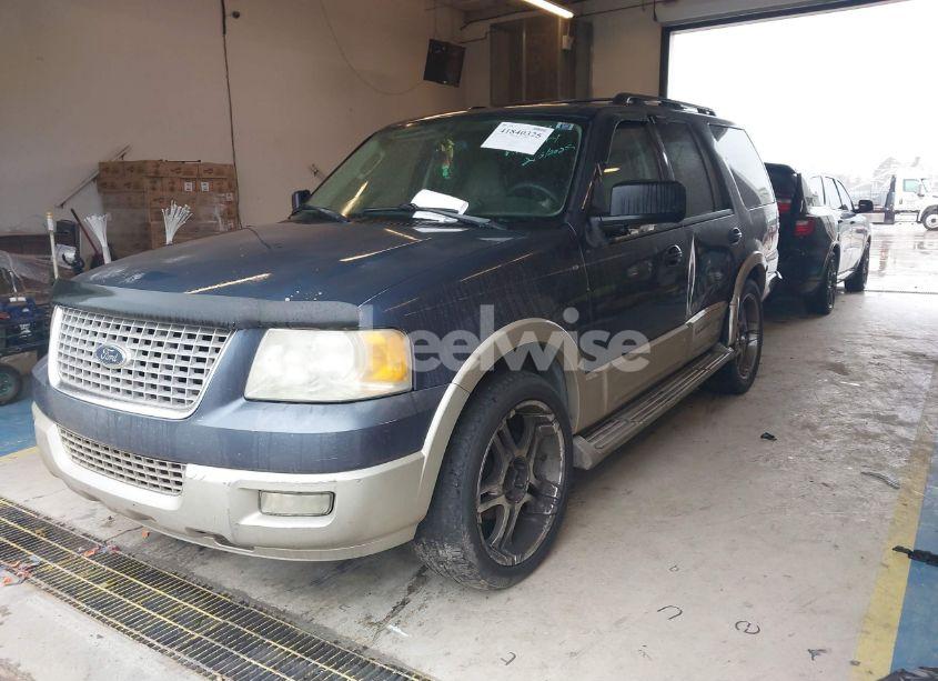 Photo 2 of 2005 Ford Expedition EDDIE BAUER/KING RANCH (VIN 1FMPU17585LA92339)