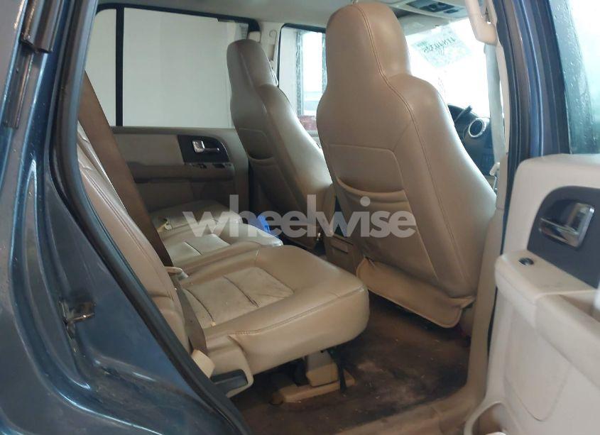 Photo 8 of 2005 Ford Expedition EDDIE BAUER/KING RANCH (VIN 1FMPU17585LA92339)