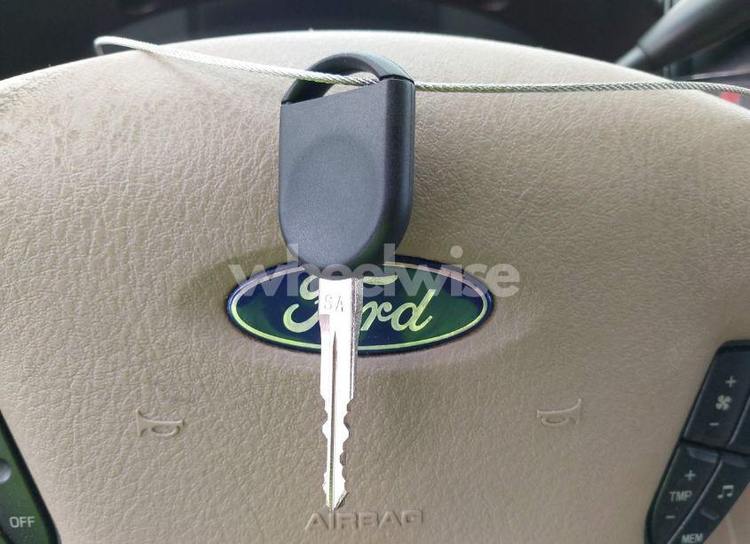 Photo 11 of 2006 Ford Expedition EDDIE BAUER/KING RANCH (VIN 1FMPU17586LA04147)