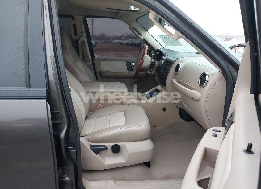 Photo 5 of 2006 Ford Expedition EDDIE BAUER/KING RANCH (VIN 1FMPU17586LA72237)