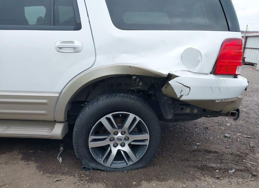 Photo 19 of 2005 Ford Expedition EDDIE BAUER/KING RANCH (VIN 1FMPU17595LA43831)