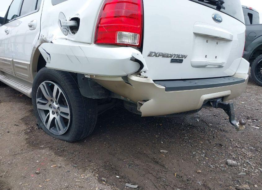 Photo 20 of 2005 Ford Expedition EDDIE BAUER/KING RANCH (VIN 1FMPU17595LA43831)
