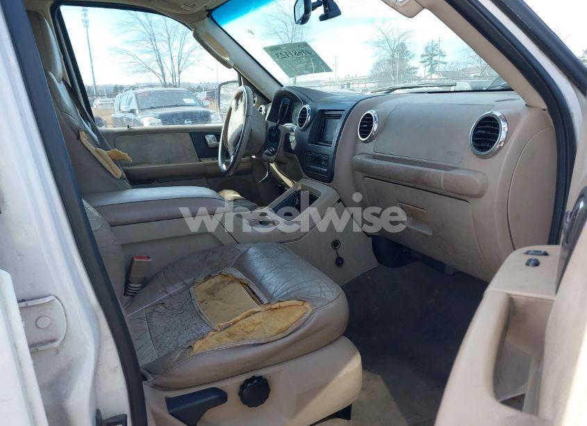 Photo 5 of 2003 Ford Expedition EDDIE BAUER (VIN 1FMPU17L13LA71411)