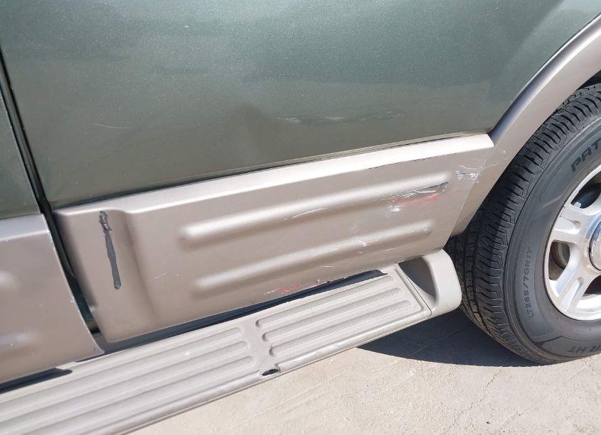 Photo 18 of 2003 Ford Expedition EDDIE BAUER (VIN 1FMPU17L13LC42836)