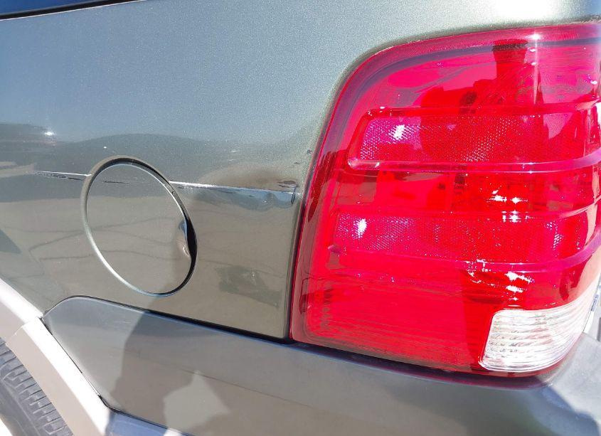 Photo 19 of 2003 Ford Expedition EDDIE BAUER (VIN 1FMPU17L13LC42836)