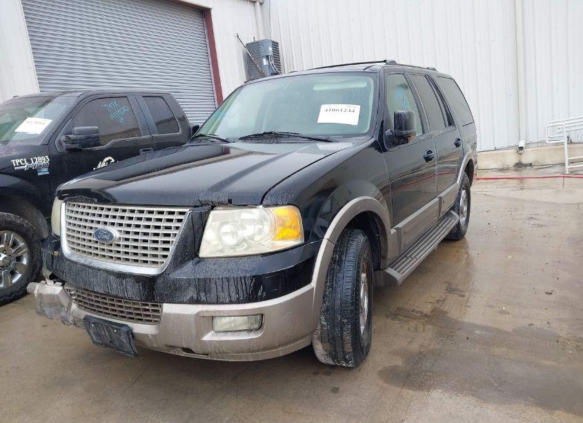 Photo 2 of 2004 Ford Expedition EDDIE BAUER (VIN 1FMPU17L34LA27279)