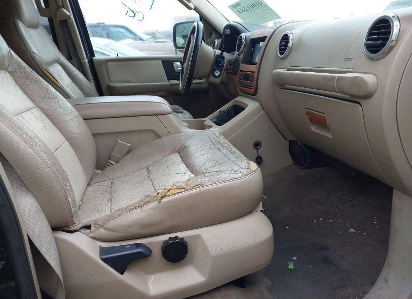 Photo 5 of 2004 Ford Expedition EDDIE BAUER (VIN 1FMPU17L34LA27279)
