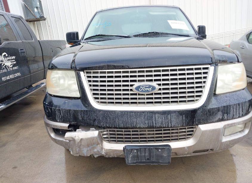 Photo 6 of 2004 Ford Expedition EDDIE BAUER (VIN 1FMPU17L34LA27279)