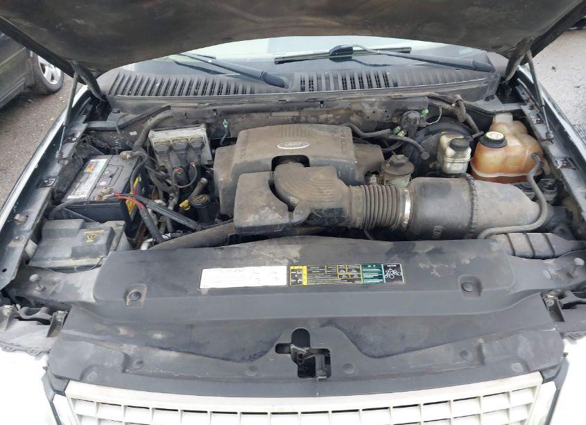Photo 10 of 2004 Ford Expedition EDDIE BAUER (VIN 1FMPU17L34LA79527)