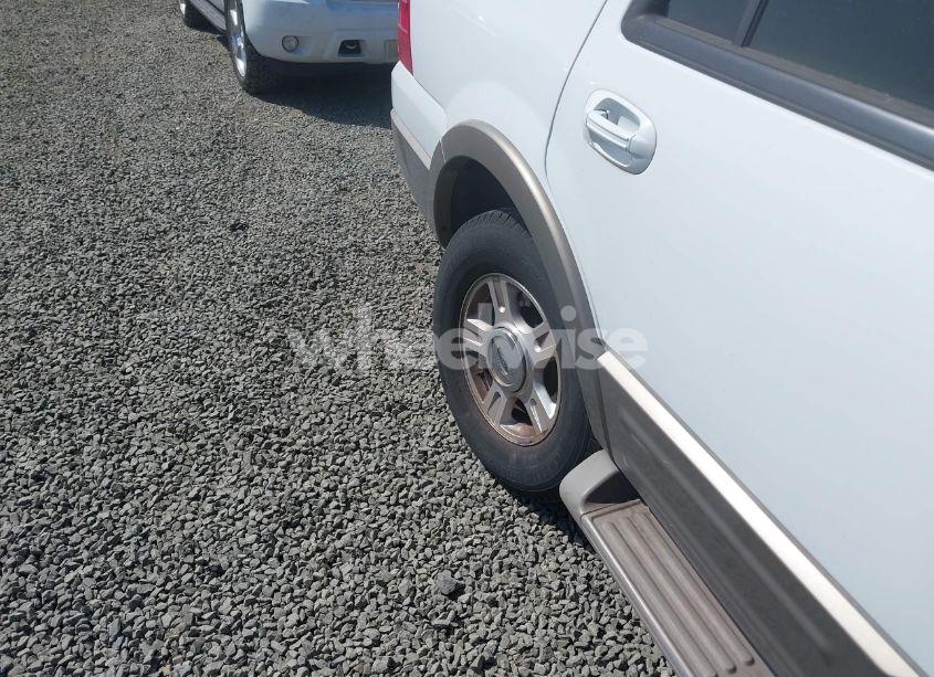 Photo 6 of 2004 Ford Expedition EDDIE BAUER (VIN 1FMPU17L84LB36658)