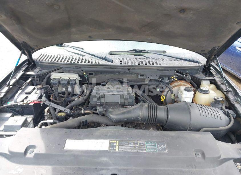 Photo 10 of 2005 Ford Expedition EDDIE BAUER/KING RANCH (VIN 1FMPU18535LA72174)