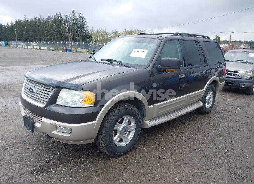 Photo 2 of 2005 Ford Expedition EDDIE BAUER/KING RANCH (VIN 1FMPU18535LA72174)