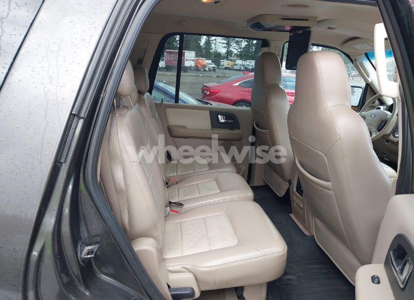 Photo 8 of 2005 Ford Expedition EDDIE BAUER/KING RANCH (VIN 1FMPU18535LA72174)