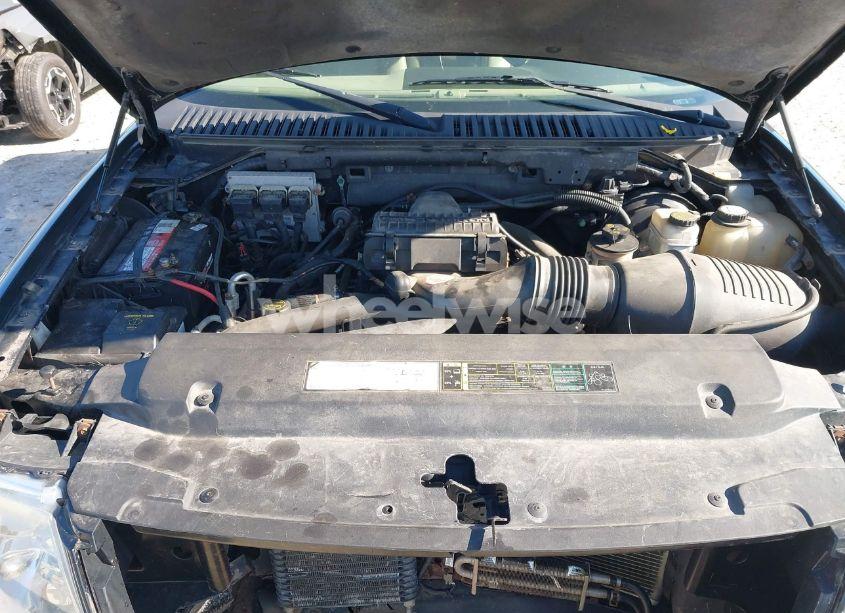 Photo 10 of 2005 Ford Expedition EDDIE BAUER/KING RANCH (VIN 1FMPU18545LA31584)