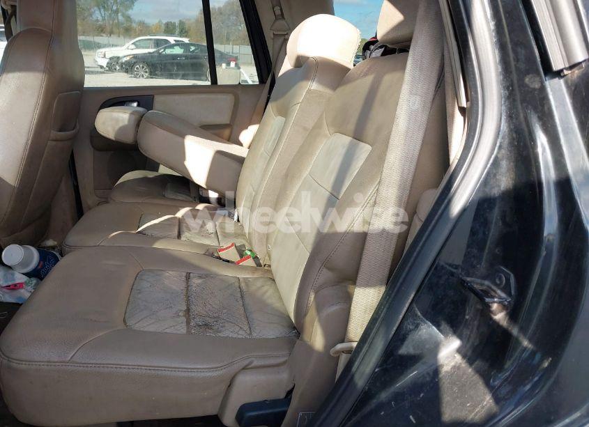 Photo 8 of 2004 Ford Expedition EDDIE BAUER (VIN 1FMPU18L04LA22250)