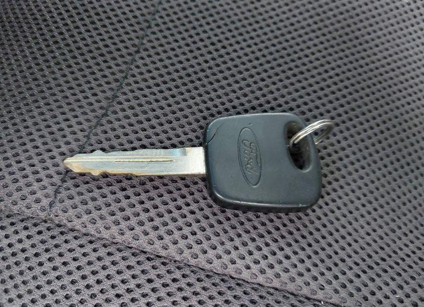 Photo 11 of 2000 Ford Expedition EDDIE BAUER (VIN 1FMPU18L0YLB32382)