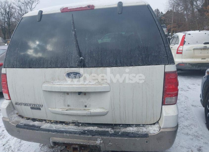 Photo 16 of 2003 Ford Expedition EDDIE BAUER (VIN 1FMPU18L13LA20747)