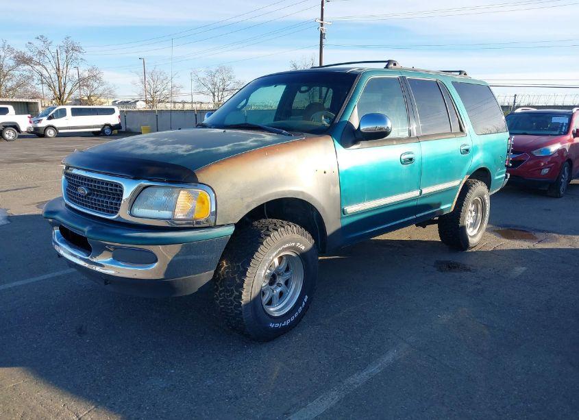 Photo 2 of 1998 Ford Expedition EDDIE BAUER/XLT (VIN 1FMPU18L2WLB65008)