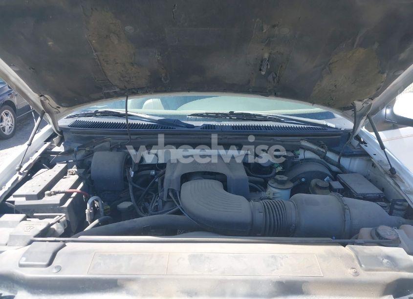 Photo 10 of 1999 Ford Expedition EDDIE BAUER/XLT (VIN 1FMPU18L2XLB92596)