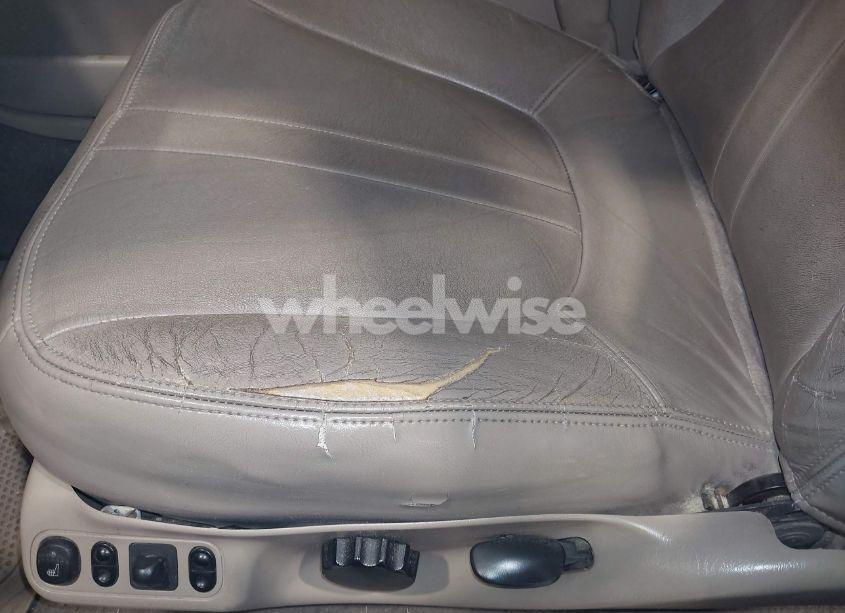 Photo 6 of 2000 Ford Expedition EDDIE BAUER (VIN 1FMPU18L2YLB05667)