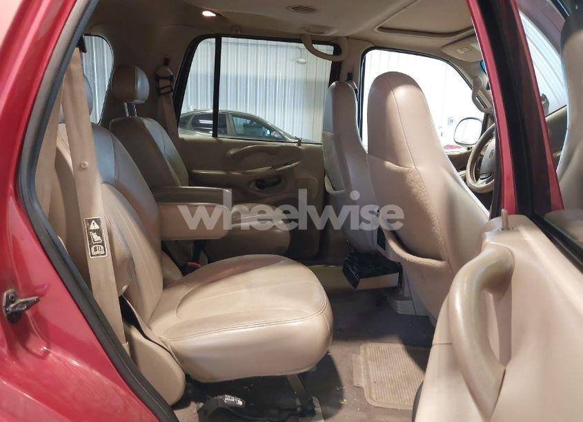 Photo 8 of 2000 Ford Expedition EDDIE BAUER (VIN 1FMPU18L2YLB05667)