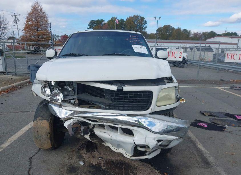 Photo 12 of 2002 Ford Expedition EDDIE BAUER (VIN 1FMPU18L32LA88241)