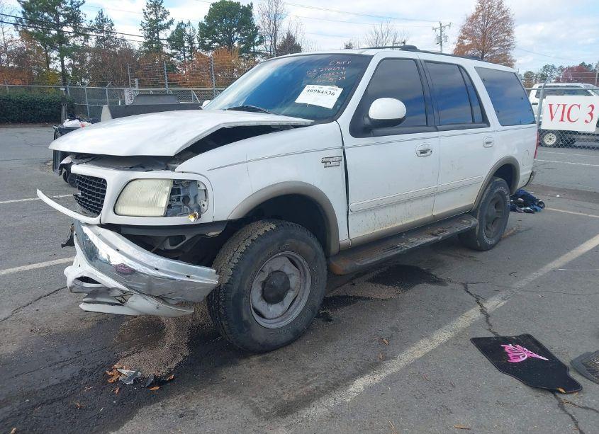 Photo 2 of 2002 Ford Expedition EDDIE BAUER (VIN 1FMPU18L32LA88241)