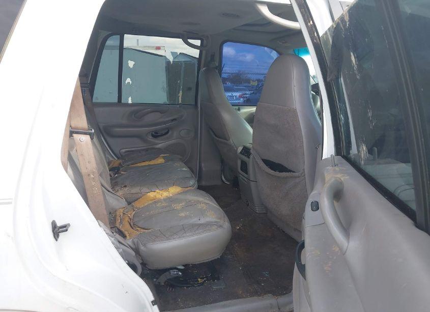 Photo 8 of 2002 Ford Expedition EDDIE BAUER (VIN 1FMPU18L32LA88241)