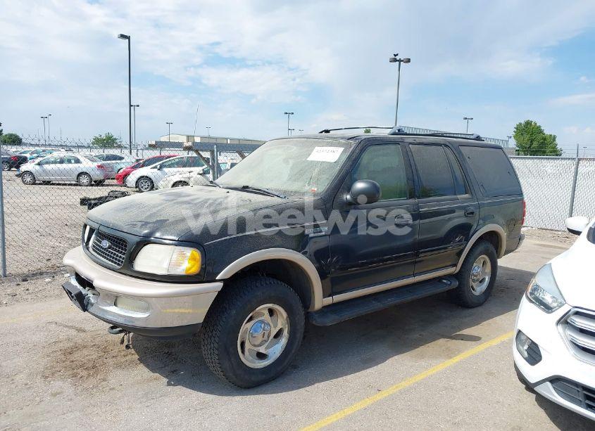 Photo 2 of 1998 Ford Expedition EDDIE BAUER/XLT (VIN 1FMPU18L3WLB16500)