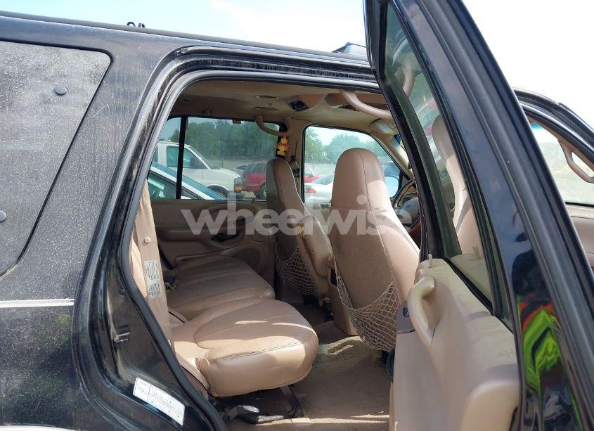 Photo 8 of 1998 Ford Expedition EDDIE BAUER/XLT (VIN 1FMPU18L3WLB16500)