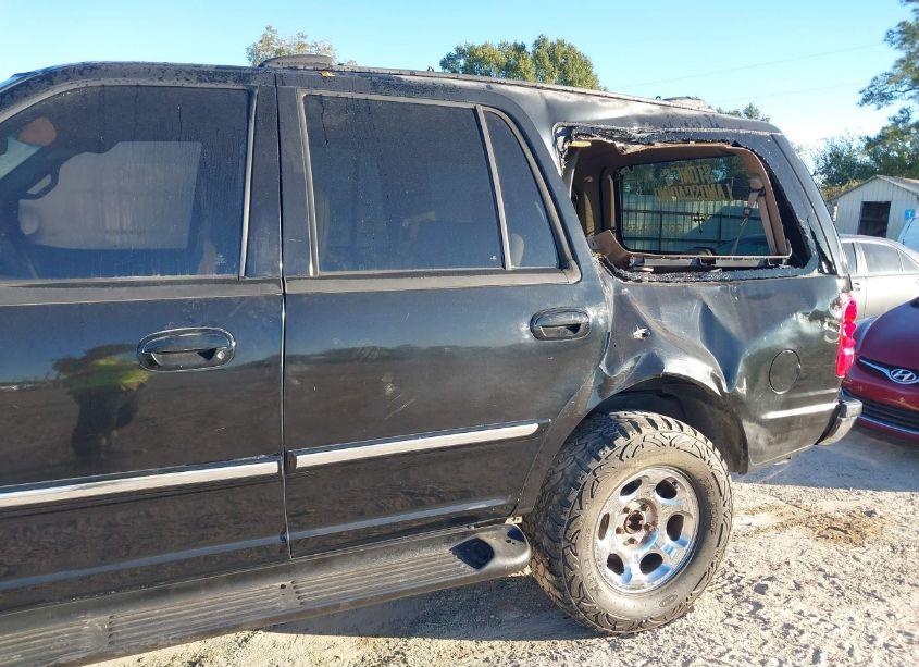 Photo 6 of 1998 Ford Expedition EDDIE BAUER/XLT (VIN 1FMPU18L4WLC44227)