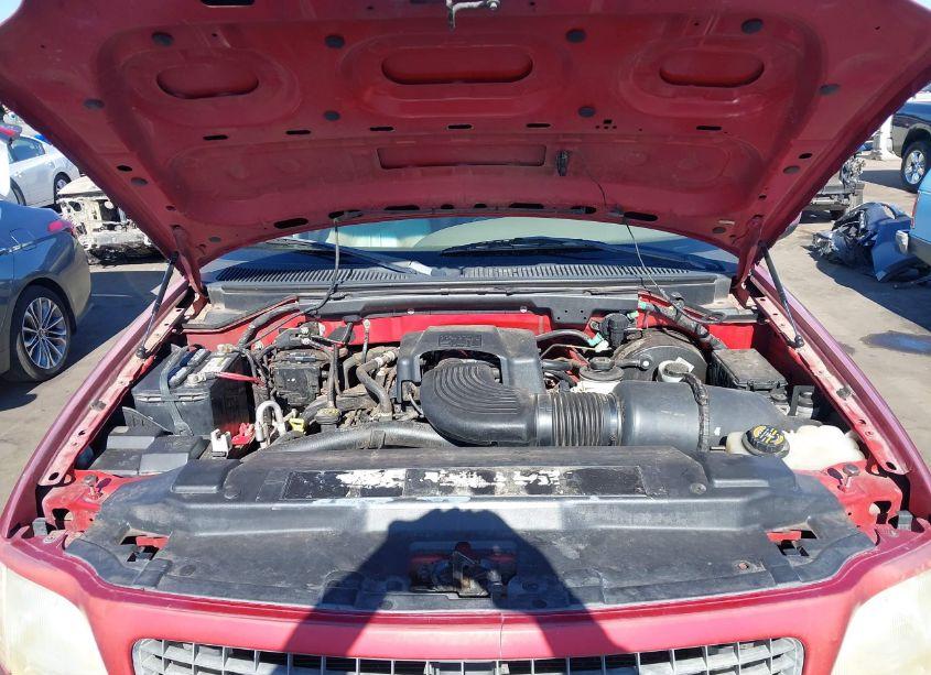 Photo 10 of 2000 Ford Expedition EDDIE BAUER (VIN 1FMPU18L4YLA04680)