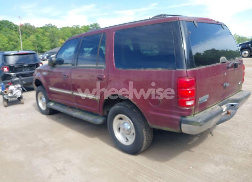 Photo 3 of 1999 Ford Expedition (VIN 1FMPU18L5XLB74805)