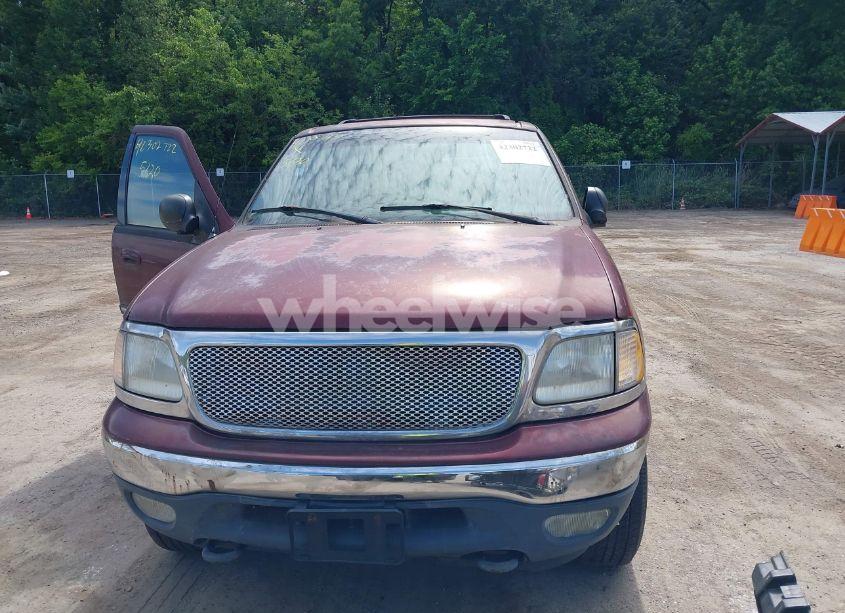 Photo 6 of 1999 Ford Expedition (VIN 1FMPU18L5XLB74805)