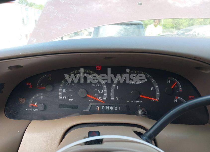 Photo 7 of 1999 Ford Expedition (VIN 1FMPU18L5XLB74805)