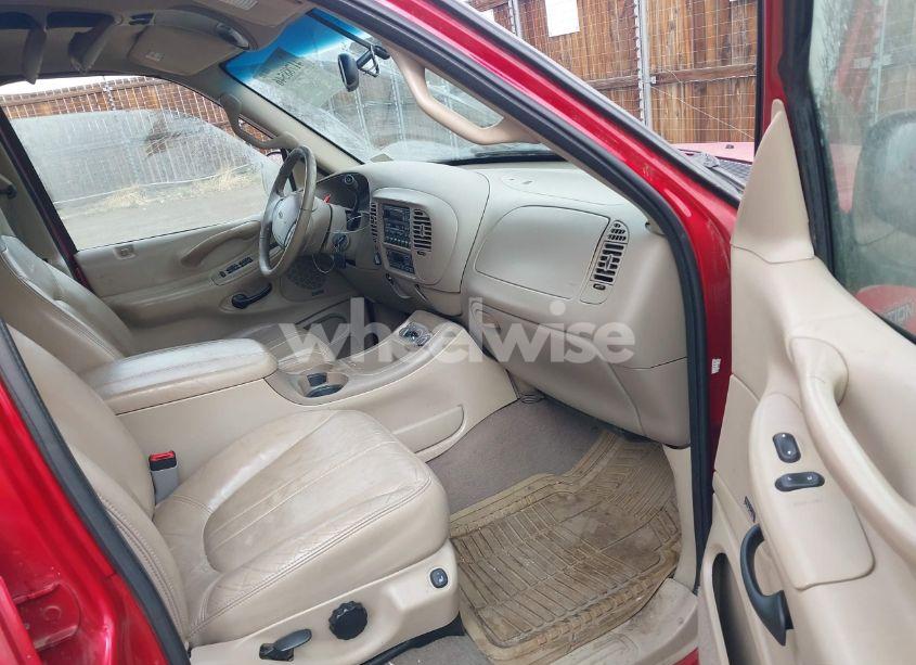 Photo 5 of 2000 Ford Expedition EDDIE BAUER (VIN 1FMPU18L5YLA73958)