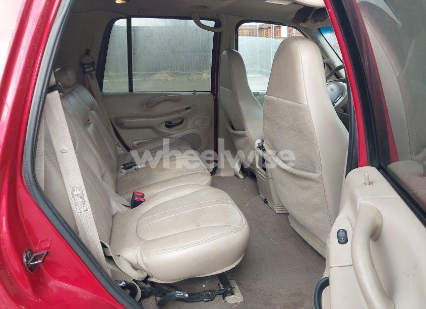 Photo 8 of 2000 Ford Expedition EDDIE BAUER (VIN 1FMPU18L5YLA73958)